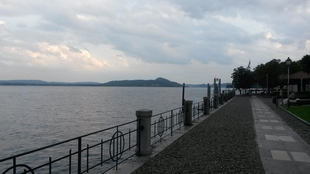 Villa Martelli ベルジラーテ エクステリア 写真